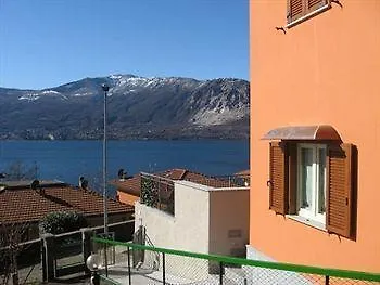 Nina & Berto ヴェルバーニア