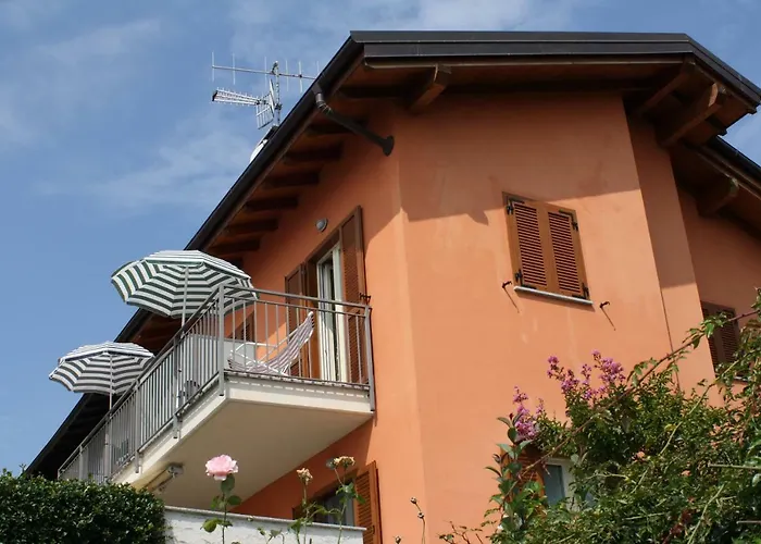 Nina & Berto アパート